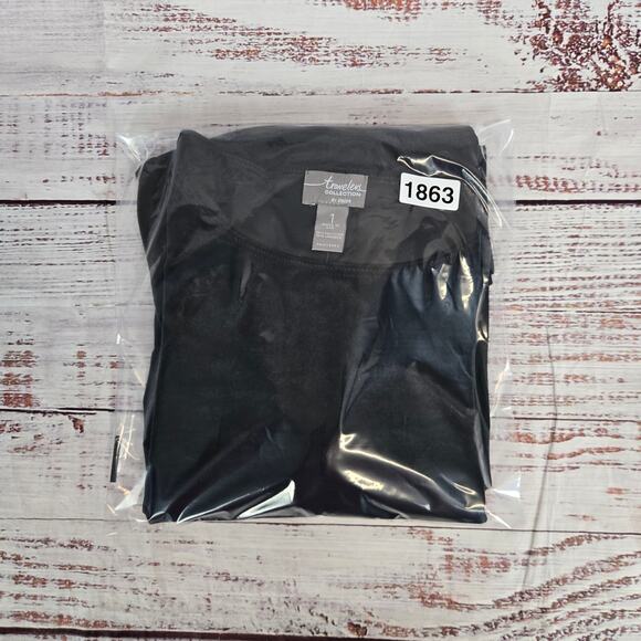 Chicos Traveler Black Sierra Velvet Sweater 1(M) Asymmetrical Hem Whimsigoth NWT - Picture 10 of 10